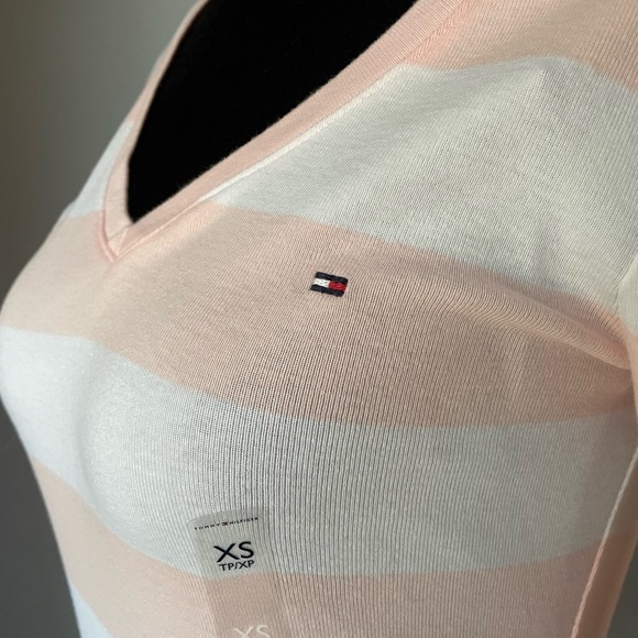 NWT Tommy Hilfiger Pink Striped V Neck Long Sleeve (XS) - Picture 5 of 9